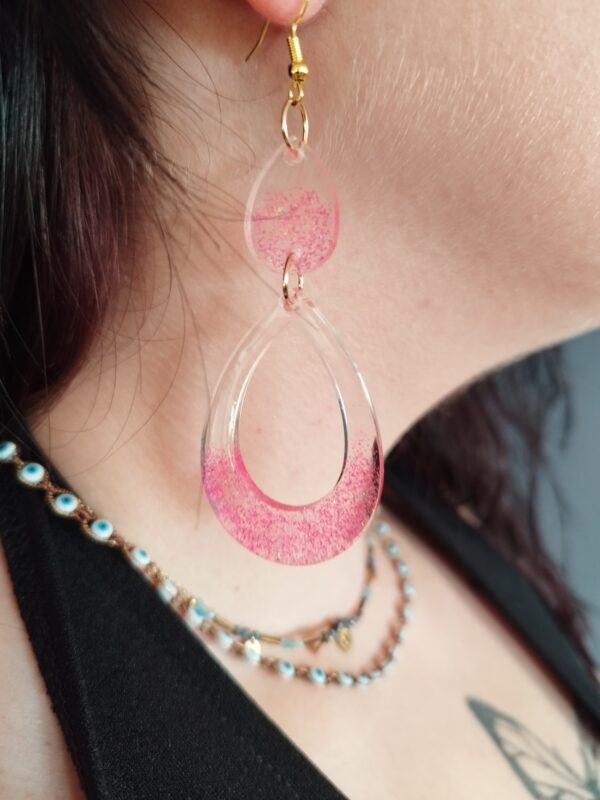 Boucle d oreille avec motif  goutte d'eau , pailletée rose – Image 3