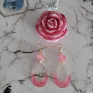 Boucle d oreille avec motif  goutte d'eau , pailletée rose
