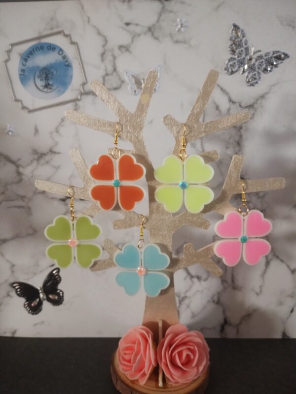 Boucle d oreille trefle