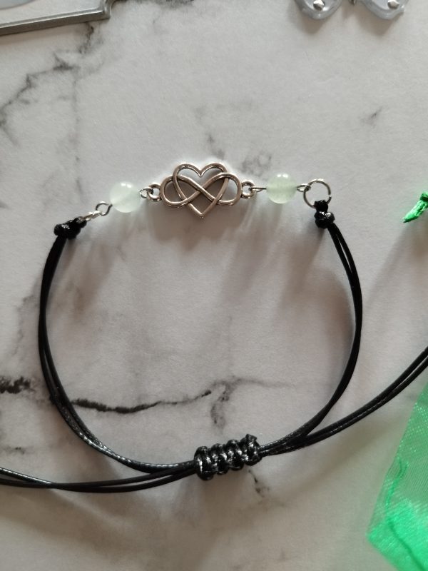 bracelets infini avec cœur et véritable pierre aux choix – Image 2