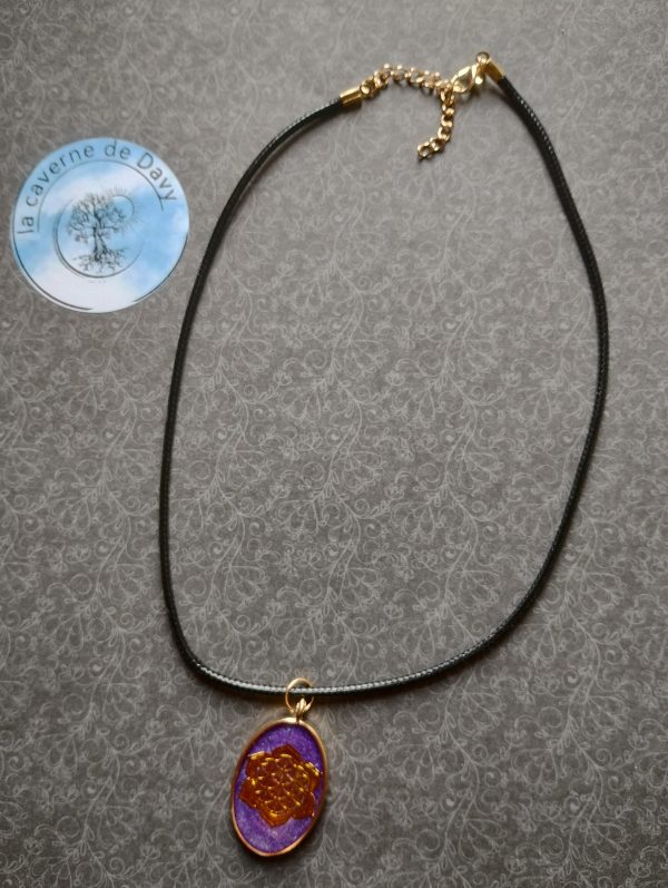 Collier pendentif fleur de vie quantité limitée