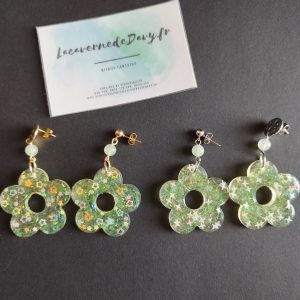 Boucles d'oreilles en forme de fleur transparente avec pierre d'aventurine