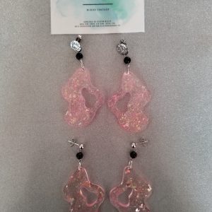 Boucles d'oreilles corail transparent rose avec pierre obsidian
