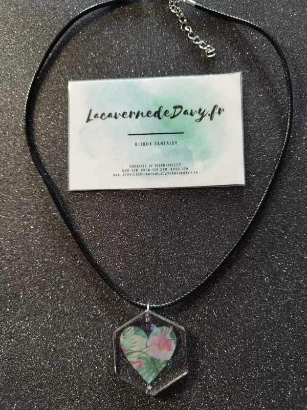 Collier cœur grande fleur unique en résine pailletée