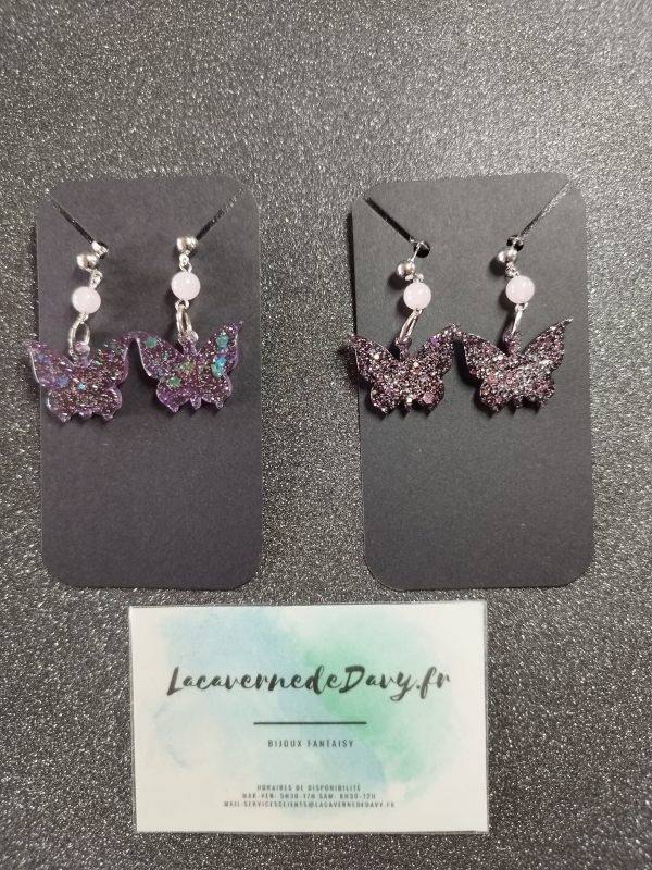 Boucles d'oreilles papillon pailletée avec pierre de quartz rose