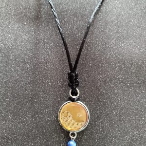 Collier yin yang fleur de vie et pierre de lapis lazuli