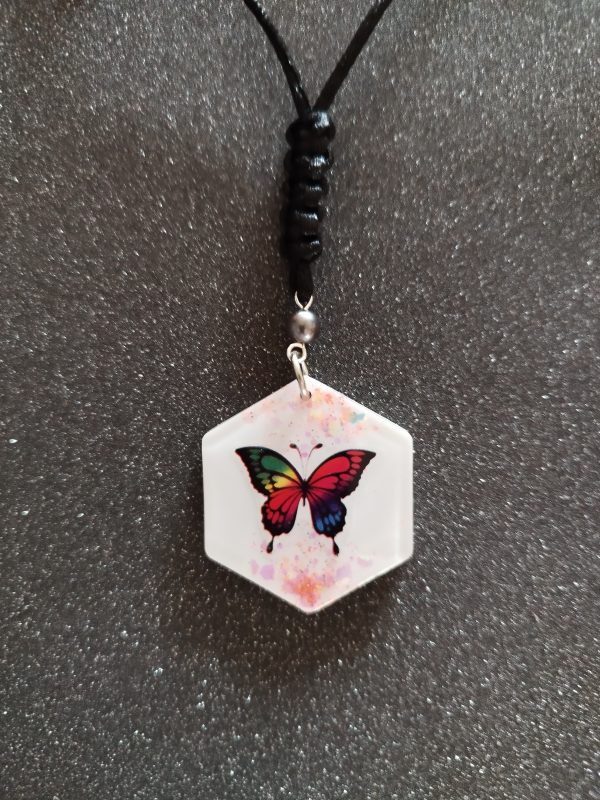 Collier papillon multicolore pailletée – Image 2
