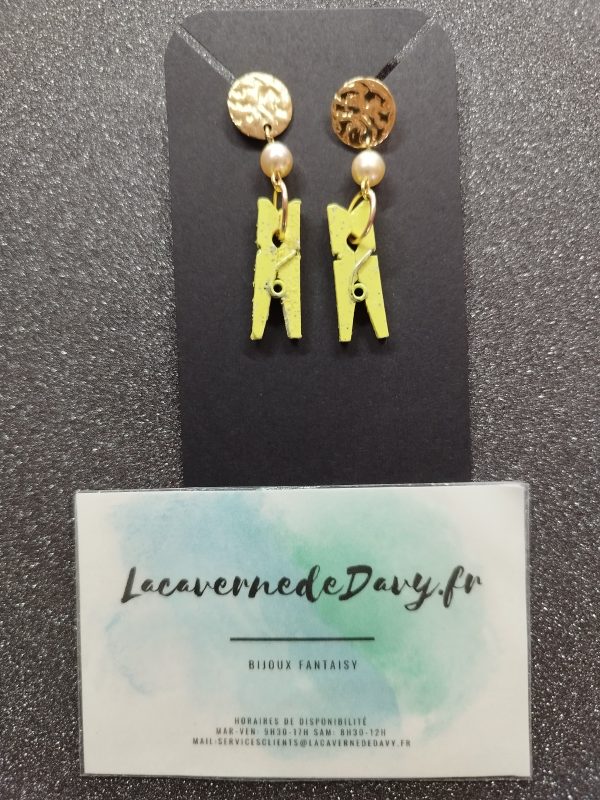 Boucles d'oreilles épingle avec perle – Image 2